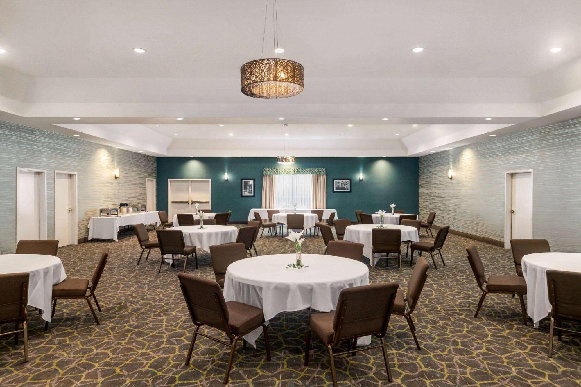 Wingate By Wyndham Savannah I-95 North Порт Уентуърт Екстериор снимка