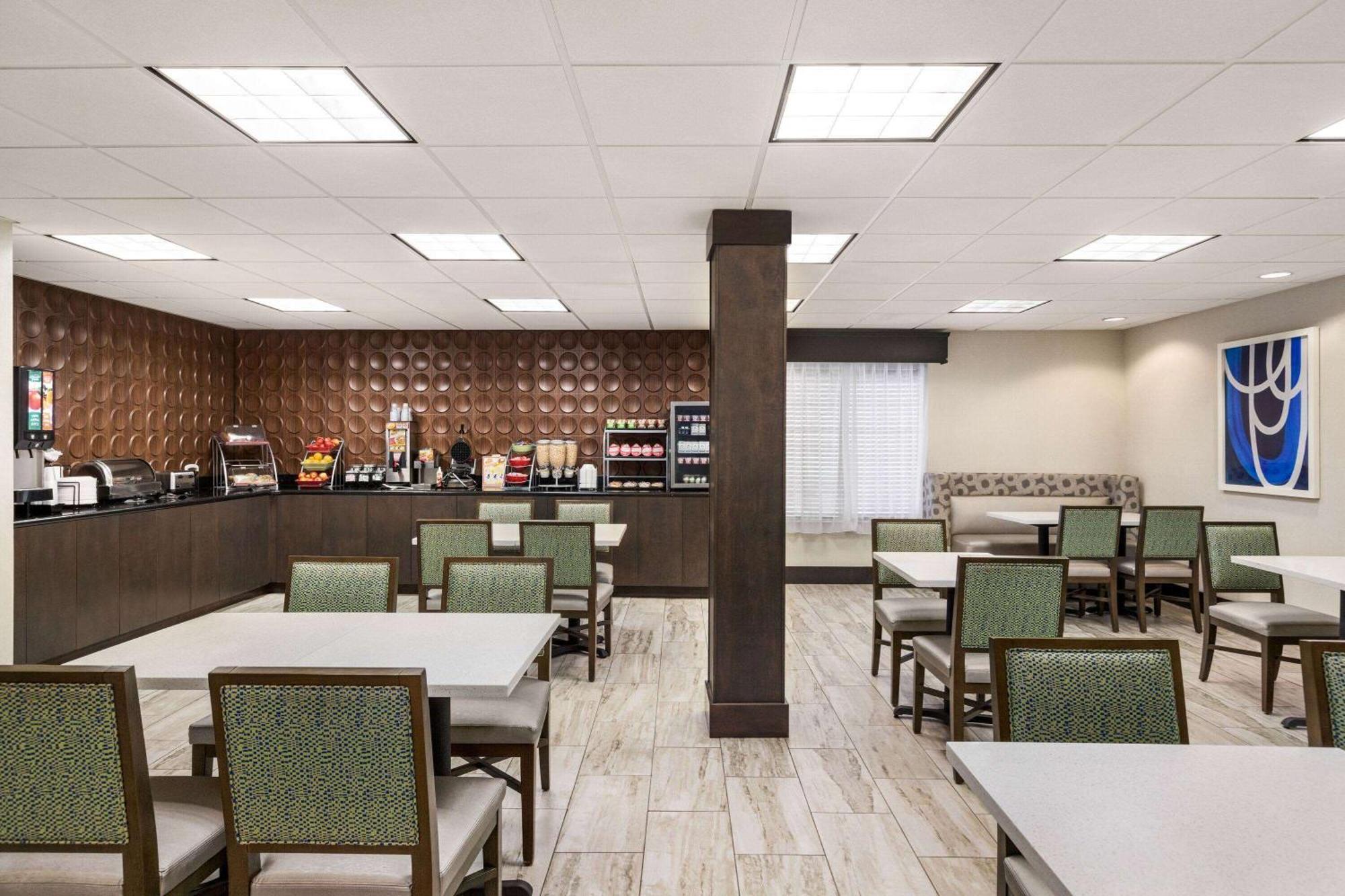 Wingate By Wyndham Savannah I-95 North Порт Уентуърт Екстериор снимка